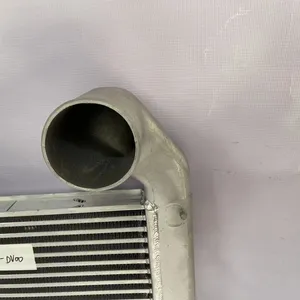 Radiator Pop-ups FAW J6 Truck Intercooler 1119010-DV100 Auto Cooling System thumbnail-6