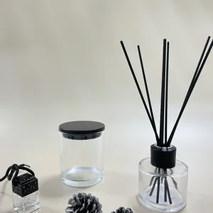 Wholesale Flameless Aroma 50ml Flower Glass Reed Diffuser Square Bottle 100ml Square Reed Diffuser With Wooden Bamboo Lids thumbnail-1