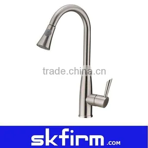European Popular Faucet Mixer Brushed Nickel Pull-Out Dual-Spray Single Handle thumbnail-1