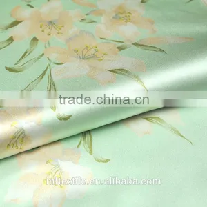 19mm Green 100% Silk Charmeuse Fabric for Women thumbnail-3