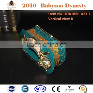 2016 Popular Indoor Art Decoration Luxury Handicrafts 13"ceramic Tissue Box Cover thumbnail-4