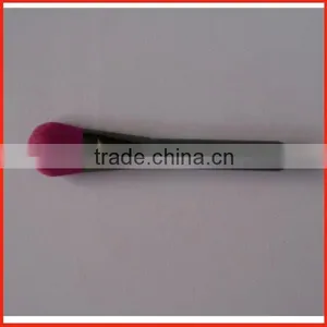 Loose Powder Brush Makeup Brush With Red Hair thumbnail-1