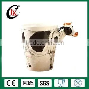 Cow Shaped Ceramic 3D Animal Mug Wholesale thumbnail-1