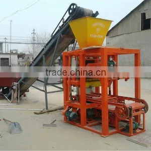 QT4-25 Block Making Machine thumbnail-1