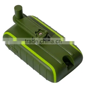 Dual USB Output Hand Crank Dynamo Power Bank, Solar Mobile Phone Charger With LED Light thumbnail-3