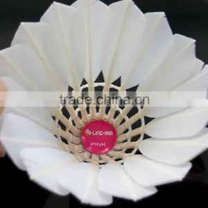 Hot Sales Best Promotional Cheap Aeroplane White Goose Feather Badminton Shuttlecocks thumbnail-2