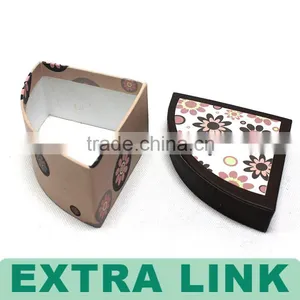 High Quality Fan-shaped Easy Open Printing Design Cardboard Gift Box thumbnail-3