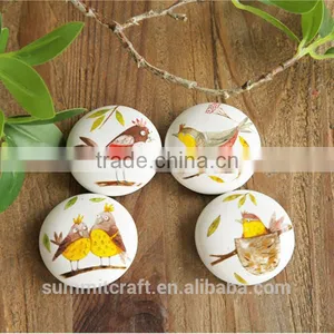 Bird Pattern Round Shape White Ceramic Fridge Magnet thumbnail-1