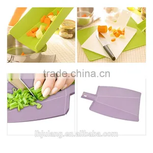 Useful Folding Plastic Cutting Board for Kitchen/Cretive Folding Plastic Chopping Board thumbnail-5