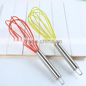 Intelligent Kitchen Special Convenient Manual Silicone Rubber Egg Whisk thumbnail-1