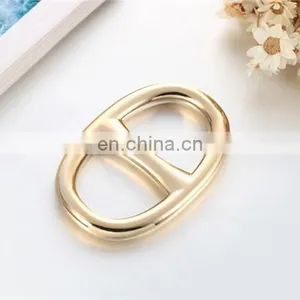 Simple Design Multifunction Alloy Metal Scarf Buckle Women Silk Scarf Decorations Brooches Pins Wholesale thumbnail-2