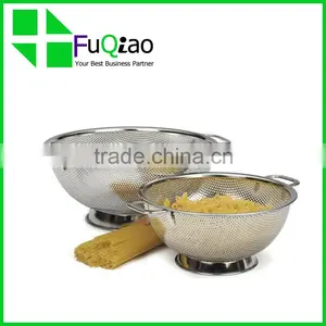 Hot Sale Cooking Tools Food Grade Mini Stainless Steel Colanders With Legs thumbnail-2