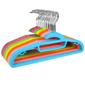 China Professional Factory Household Home Plastic Injection Coat Hanger Mould thumbnail-4