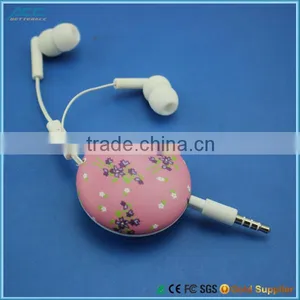 Retractable Custom Color Earphone and Super Sound Retractable Earphones thumbnail-5