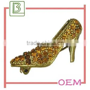 Golden Topaz Metal High Heel Brooch thumbnail-1