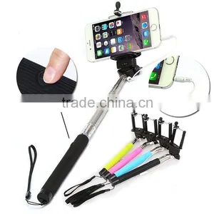Extendable Selfie Handheld Stick Monopod With Adjustable Phone Holder thumbnail-1