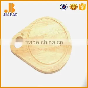 Wooden Round Chopping Board thumbnail-1