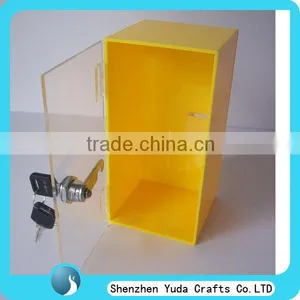 Shenzhen Custom Made Acrylic Lockable Display Case thumbnail-1