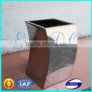 Custom Square Arc Stainless Steel Flower Pots thumbnail-1
