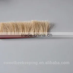 Wooden Handle Horse Hair Honey Bee Brush for Beekeeping thumbnail-2