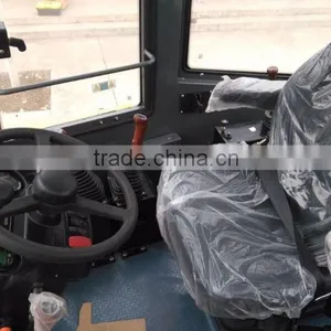 Сельскохозяйственный компактный трактор 5 тонн, 50 л.с., 4x4 с фронтальным ковшом и обратной копалкой thumbnail-4