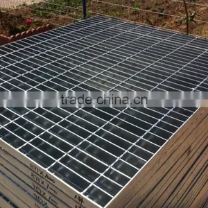 Hot Dipped Galvanized Serrated Steel Grating thumbnail-5