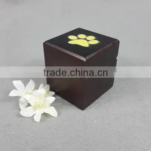 Mini Size Paw Print Wood Pet Cremation Urns for Funeral thumbnail-1