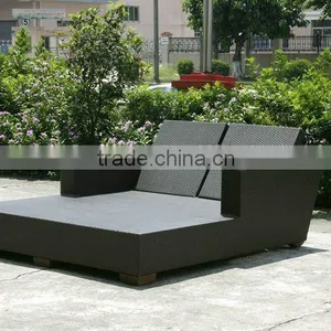 Big Double Lounger With Rattan Outdoor Furniture 2012 thumbnail-1