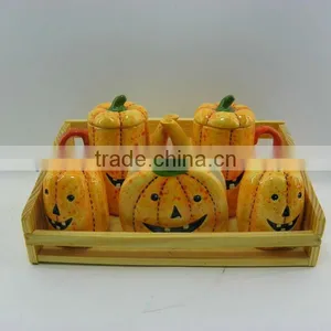Ceramic Salt and Peper Set thumbnail-1