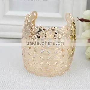 New Style Exquisite Flower Hollow Bracelet Bangle for Women thumbnail-2