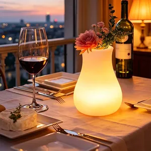Dimmable Rechargeable LED Table Lamp Factory Wholesale Suitable for Home Bedroom Hotel Dining Space thumbnail-4