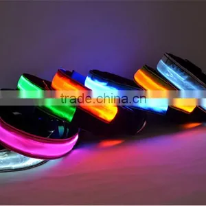 Night Safety LED Light-up Flashing Glow In The Dark Electric LED Cat & Dog Collar thumbnail-4