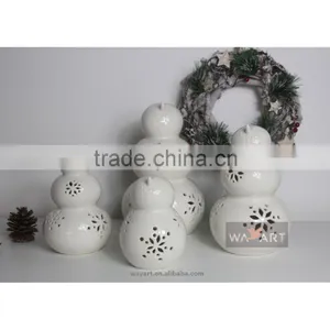 Ceramic Snowman Family for Christmas Decoration thumbnail-1