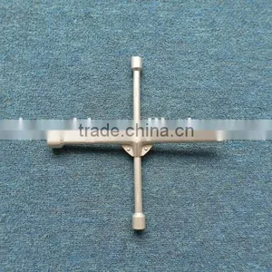 Cross Wrench With Center thumbnail-2