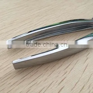 Zinc Alloy Plated Chrome Good Quality Manual Nut Crackers thumbnail-3