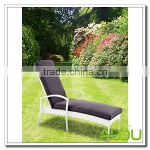 Audu White Los Angeles Garden Wicker Rattan Sun Lounger thumbnail-3