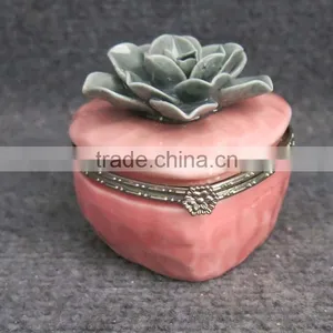 High Quality Flower Design Ceramic Jewelry Box thumbnail-4