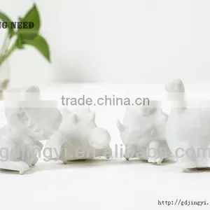 White Dinosaur for Children Day With Soft Plastic Dinosaur Toys thumbnail-3