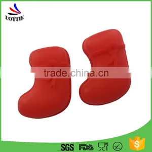 2016 Hot Sell Christmas Gift Sock Shaped Silicone Cake Mold thumbnail-1