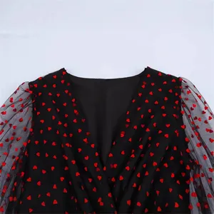 Spring New Dress for Women, Slim Fit and Casual Design, Niche and Versatile With Bubble Sleeves thumbnail-2