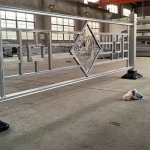 Bolted Municipal Guardrail System 4320mm Length 310mm Width 3mm Wave Galvanized 200g/m² thumbnail-1