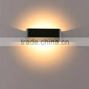 Modern Designed LED Wall Light up and Down 2X3W Beam Angle 120 IP54 Waterproof Square Shape Wall Light for Outdoor Use thumbnail-2