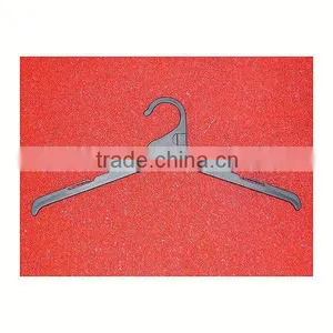 Space Saving Plastic Hanger thumbnail-2