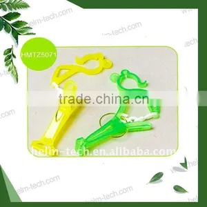 Novel Plastic Clothes Pegs thumbnail-1
