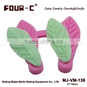 Poinsettia Leaf of Silicone Veiner Mould - 51mm Long thumbnail-1