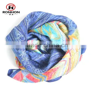 2016 OEM Print Silk Fashion Scarf for Lady thumbnail-1