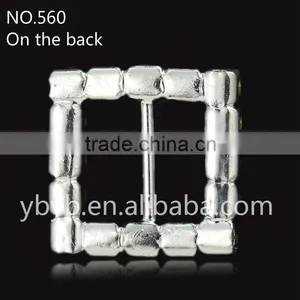 Fabulous Zinc Alloy Custom Rhinestone Cheap Crystal Metal Flower Brooch thumbnail-3