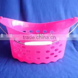 Plastic Oval Basket With Handle thumbnail-1