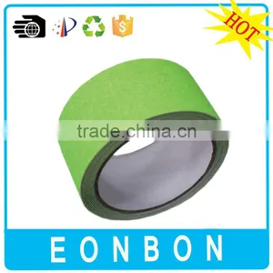 China Suppliers Strong Adhesive Waterproof Free Samples Fluorescence Anti Slip Tape thumbnail-1