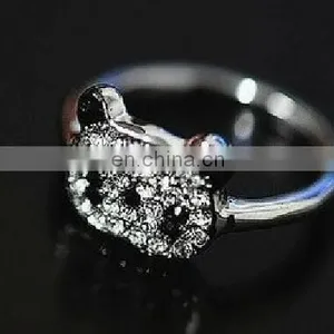 Godbead Brand Unique Bear Ring Full Crystal Bear Silver Color Finger Rings for Women Statement Party Design thumbnail-4